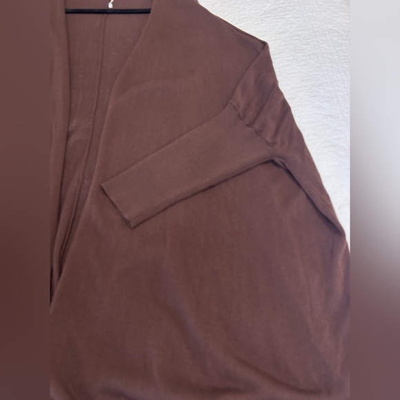 NWOT Bloomchic Lightweight Brown Cardigan. Size 22-24 - Picture 3 of 7
